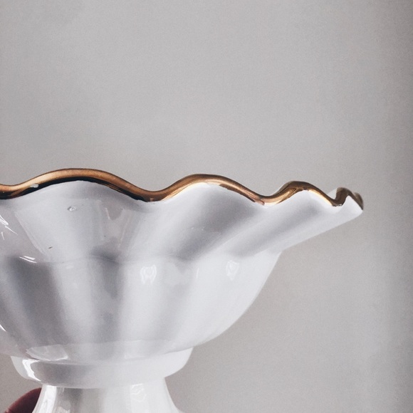 Decorative Vase - Picture 3 of 4